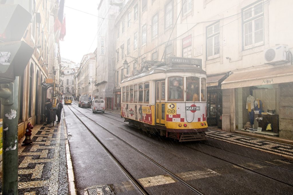 Tram 28