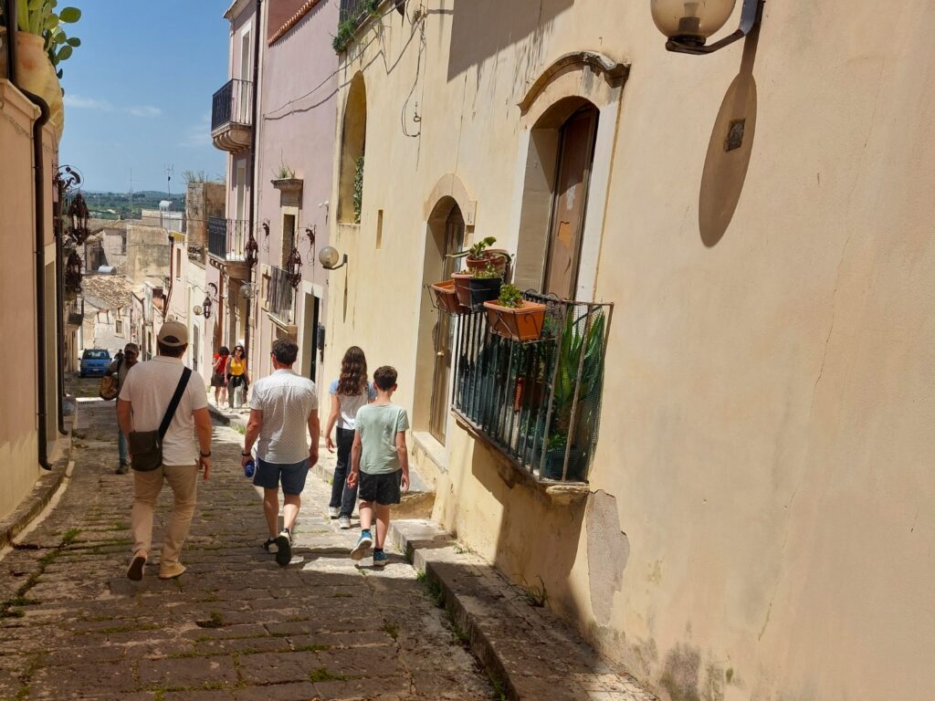Noto Urlaub Sizilien mit Kindern