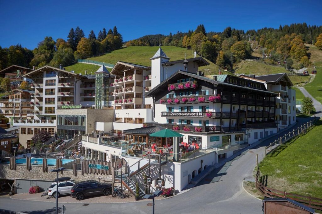Hotel Alpine Palace