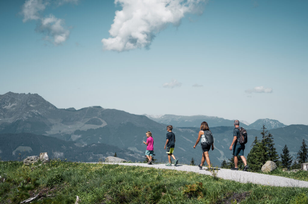 Zillertal mit Kinden