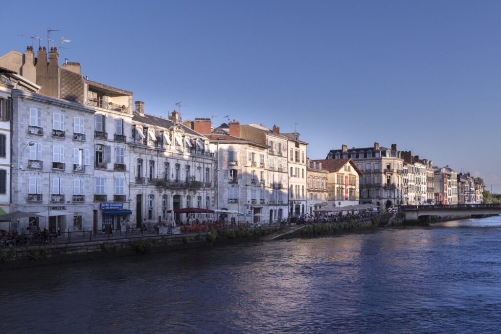 Bayonne