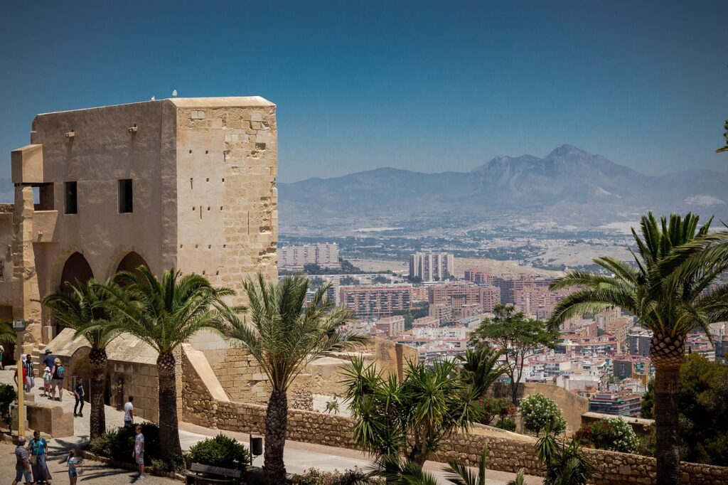Alicante mit Kindern