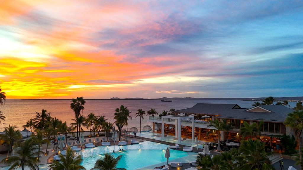 Van der Valk Plaza Beach